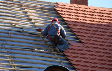 roof tiles Hexton, Hertfordshire